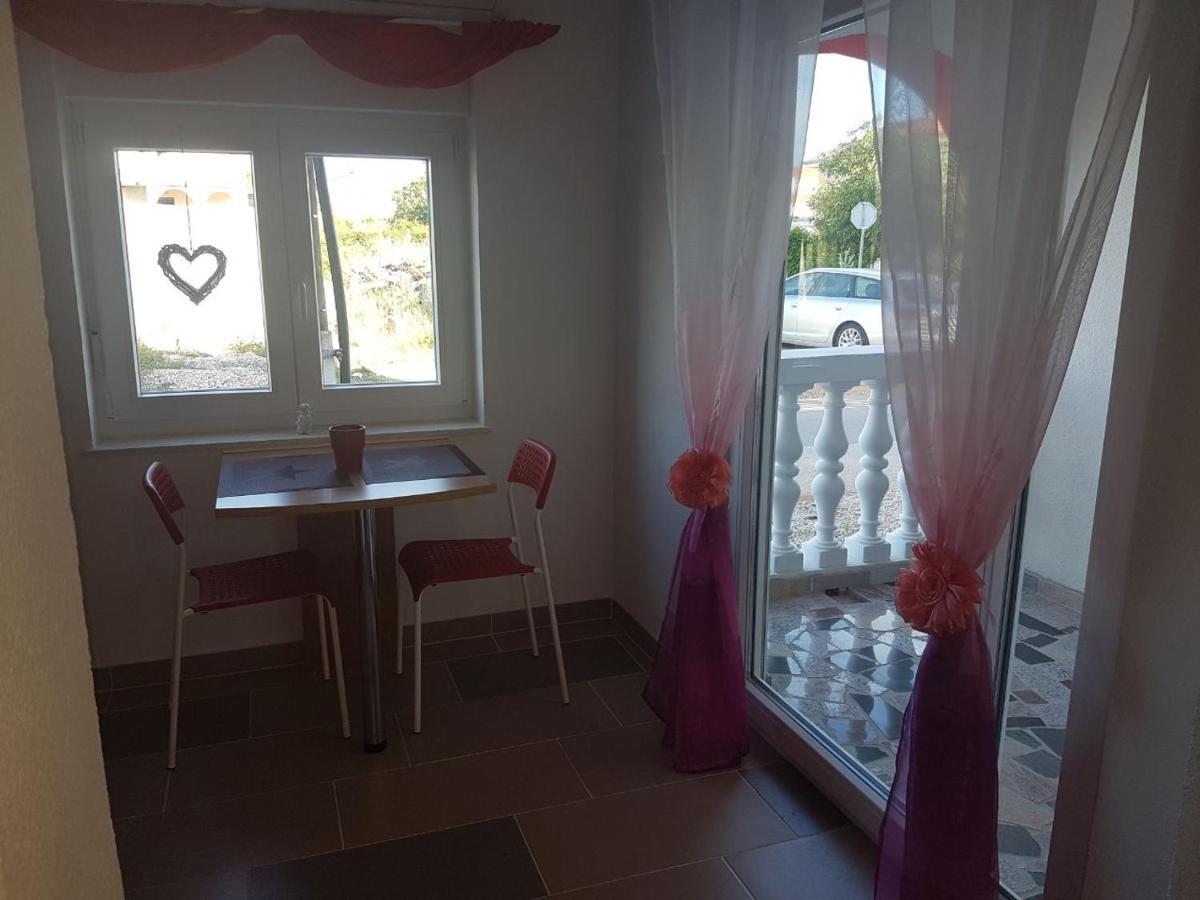 Apartments Megi Biograd Na Moru Zewnętrze zdjęcie