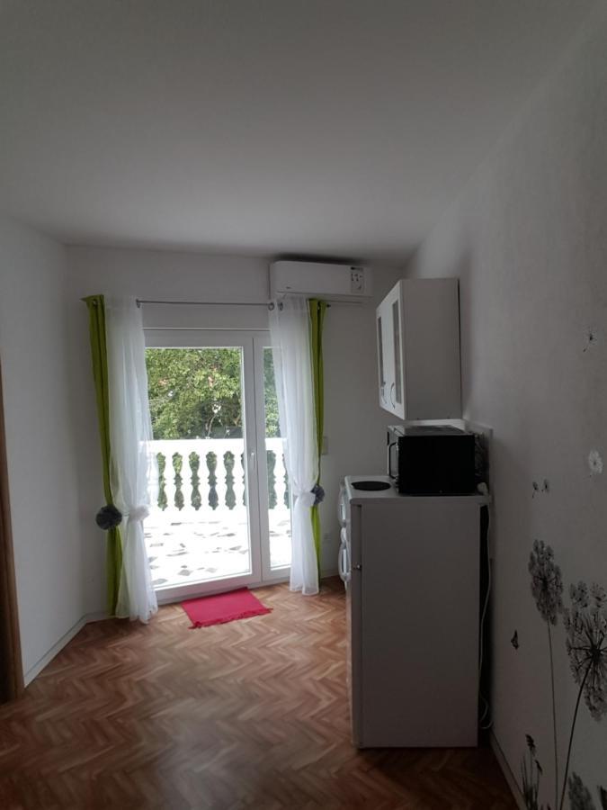 Apartments Megi Biograd Na Moru Zewnętrze zdjęcie