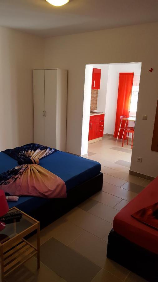 Apartments Megi Biograd Na Moru Zewnętrze zdjęcie